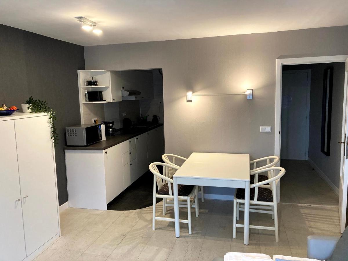 Studio Met Zeezicht Op Heldenplein Knokke-Heist Exterior photo
