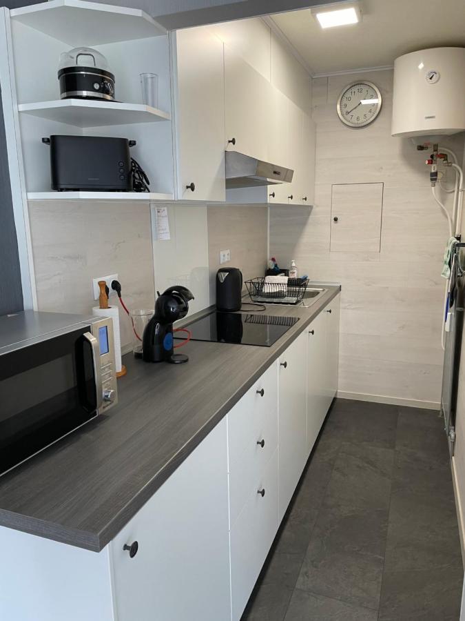 Studio Met Zeezicht Op Heldenplein Knokke-Heist Exterior photo